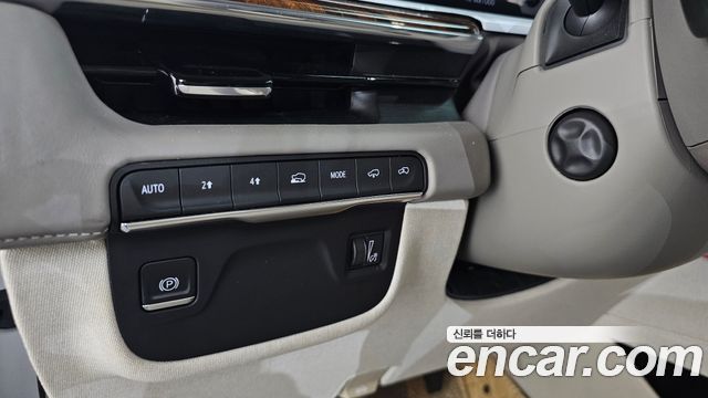 Cadillac Escalade 2023 — photo 29