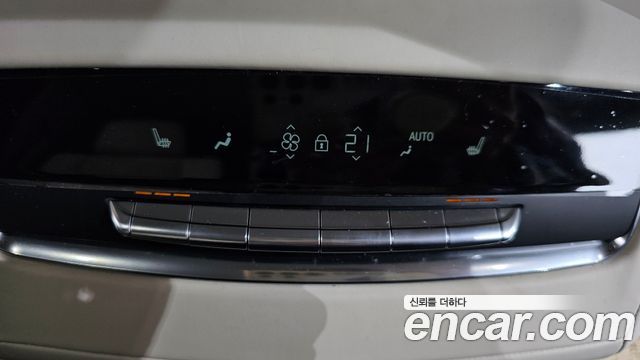 Cadillac Escalade 2023 — photo 33