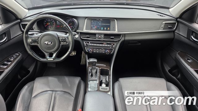 Kia K5 2016 — photo 10