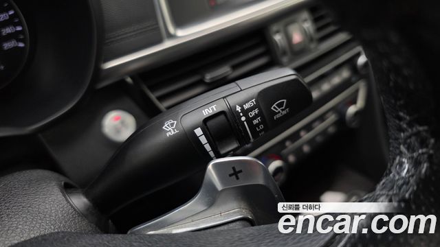 Kia K5 2016 — photo 26