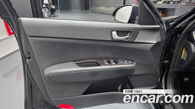 Kia K5 2016 — photo 14