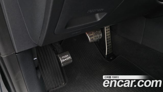 Kia K5 2016 — photo 27