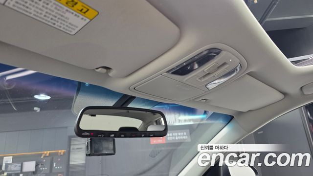 Kia K5 2016 — photo 30