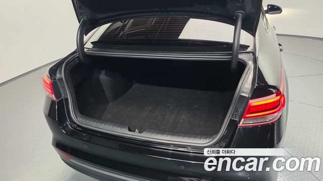 Kia K5 2016 — photo 32