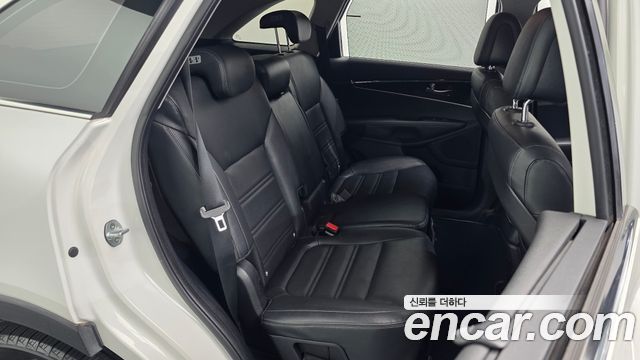 Kia Sorento 2017 — photo 17