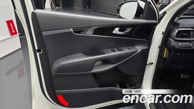 Kia Sorento 2017 — photo 14