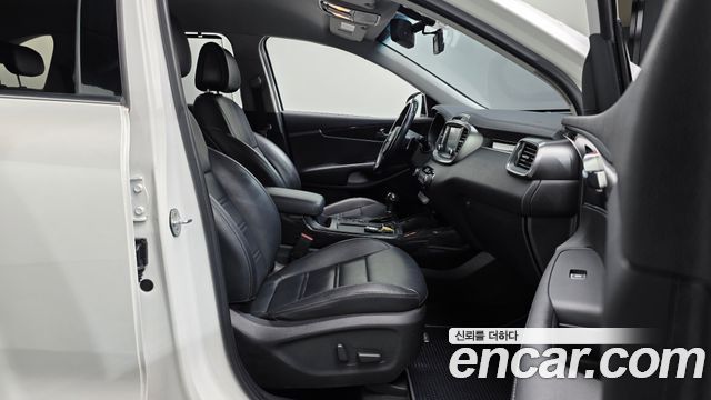 Kia Sorento 2017 — photo 16