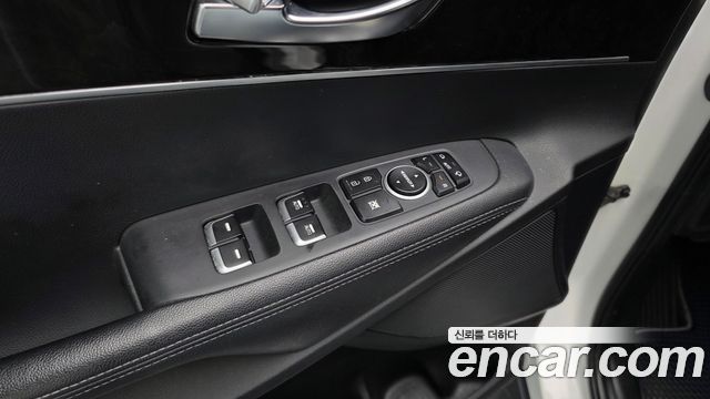 Kia Sorento 2017 — photo 28