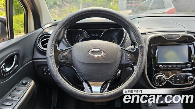 Renault Korea QM3 2014 — photo 15