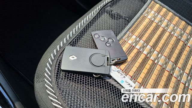 Renault Korea QM3 2014 — photo 16