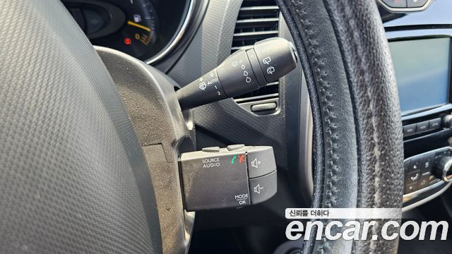 Renault Korea QM3 2014 — photo 17