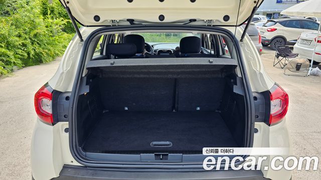 Renault Korea QM3 2014 — photo 18