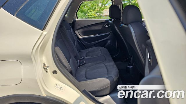 Renault Korea QM3 2014 — photo 19