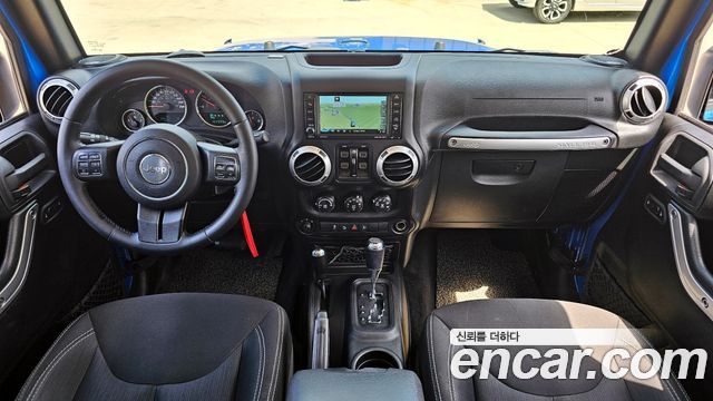 Jeep Wrangler 2015 — photo 7