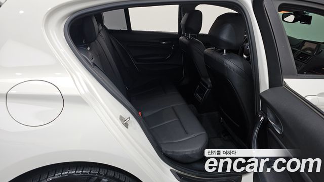 BMW 1-Series 2015 — photo 11