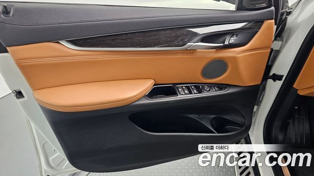 BMW X6 2018 — photo 14