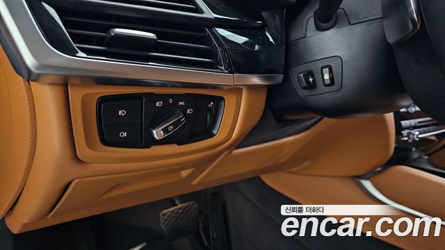 BMW X6 2018 — photo 27