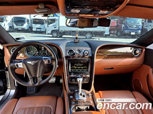 Bentley Continental 2015 — photo 8