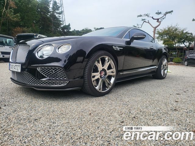 Bentley Continental 2015 — photo 12