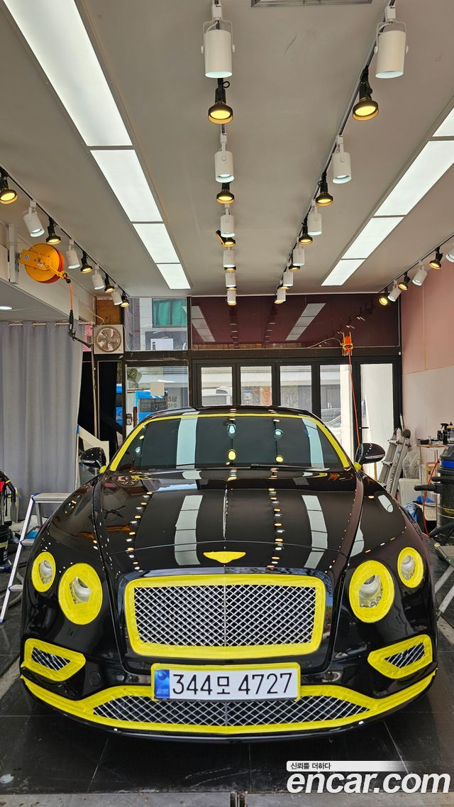 Bentley Continental 2015 — photo 14