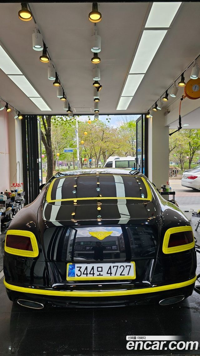 Bentley Continental 2015 — photo 15