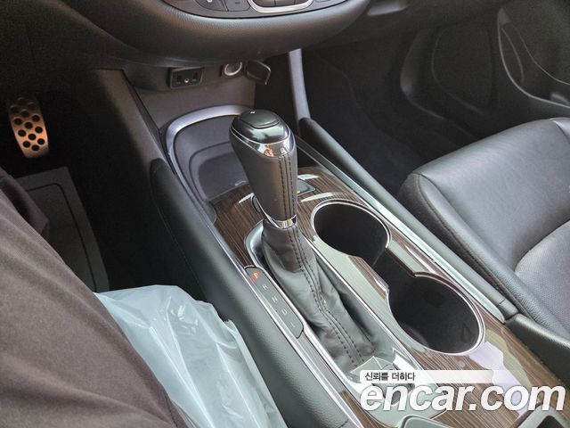 Chevrolet Korea Malibu 2017 — photo 13
