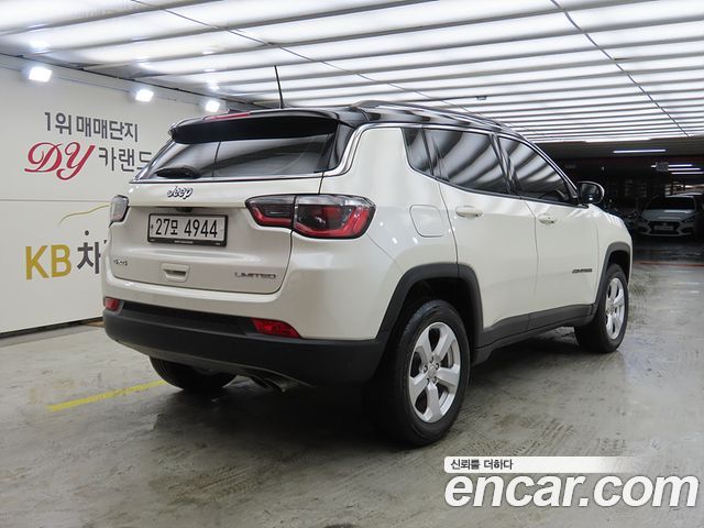 Jeep Compass 2018 — photo 2