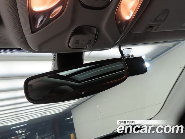 Jeep Compass 2018 — photo 13