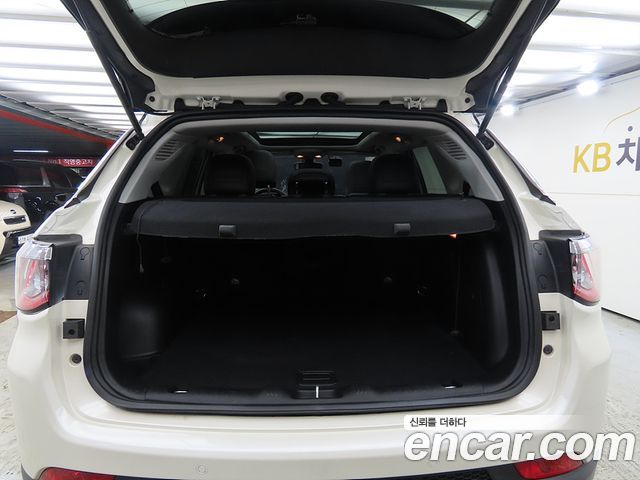 Jeep Compass 2018 — photo 19