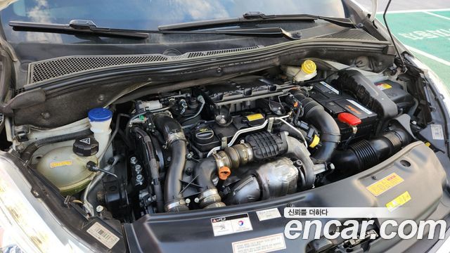 Peugeot 208 2014 — photo 6