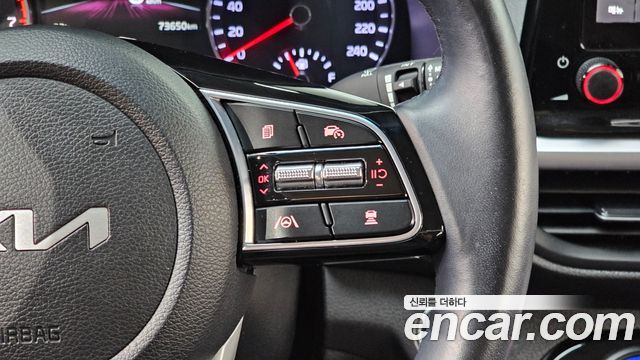 Kia K3 2022 — photo 22