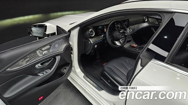 Mercedes-Benz CLS-Class 2023 — photo 13