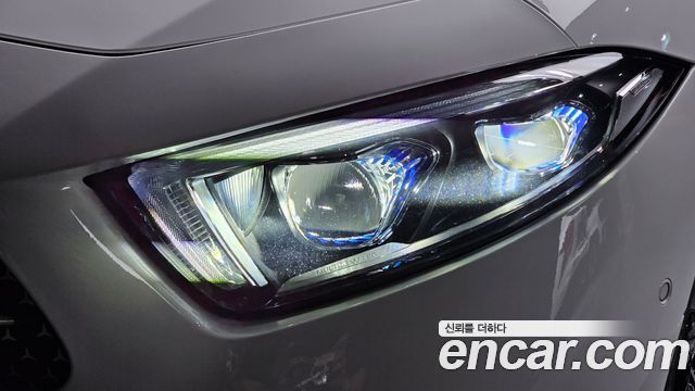 Mercedes-Benz CLS-Class 2023 — photo 8