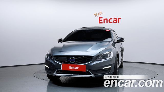 Volvo V60 2018 — photo 3