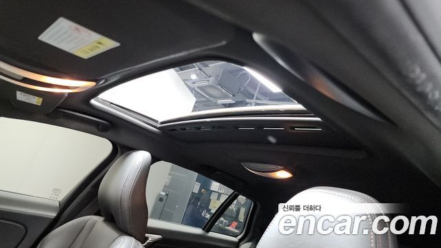 Volvo V60 2018 — photo 23
