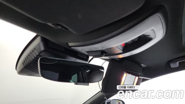 Volvo V60 2018 — photo 25