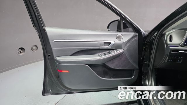 Hyundai Sonata 2022 — photo 14