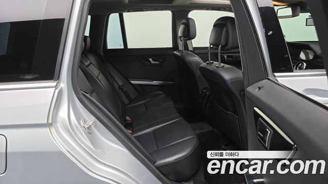 Mercedes-Benz GLK-Class 2015 — photo 11