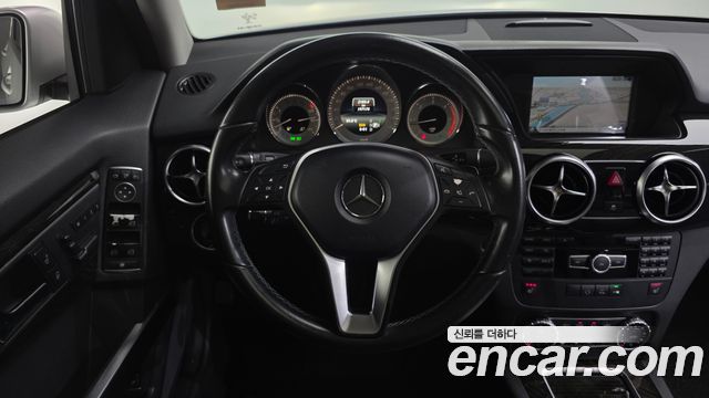 Mercedes-Benz GLK-Class 2015 — photo 13