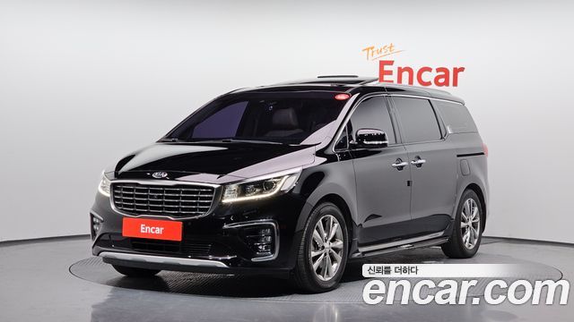 Kia Canival 2019 — photo 1