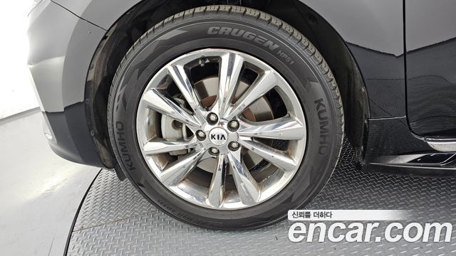 Kia Canival 2019 — photo 5