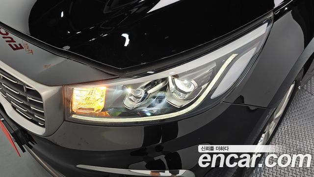 Kia Canival 2019 — photo 8