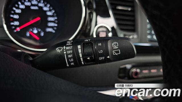 Kia Canival 2019 — photo 30