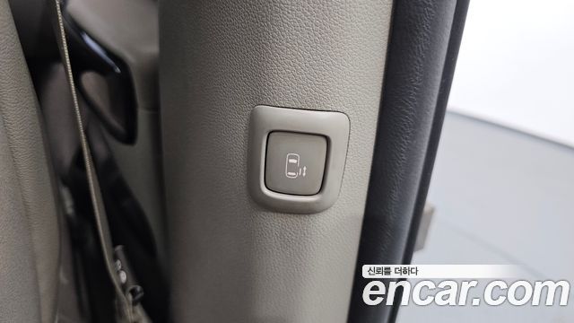 Kia Canival 2019 — photo 31