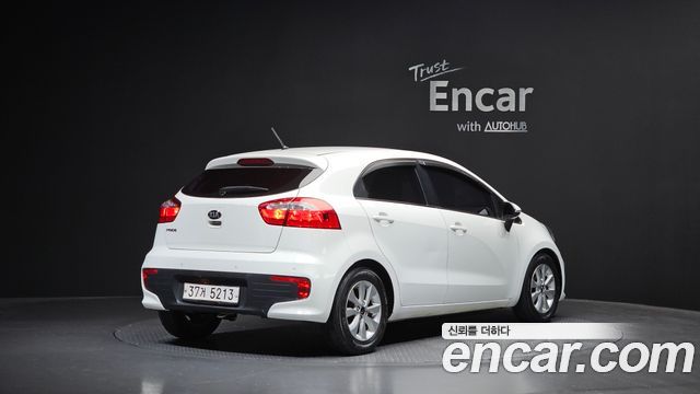 Kia pride 2015 — photo 2