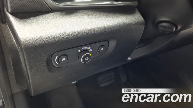 Chevrolet Korea Traverse 2020 — photo 28