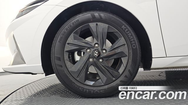 Hyundai AVANTE 2023 — photo 5