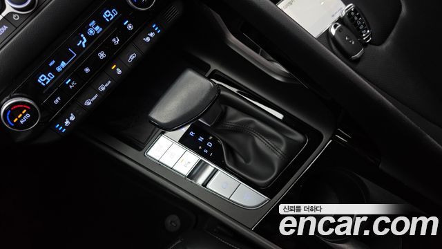 Hyundai AVANTE 2023 — photo 12