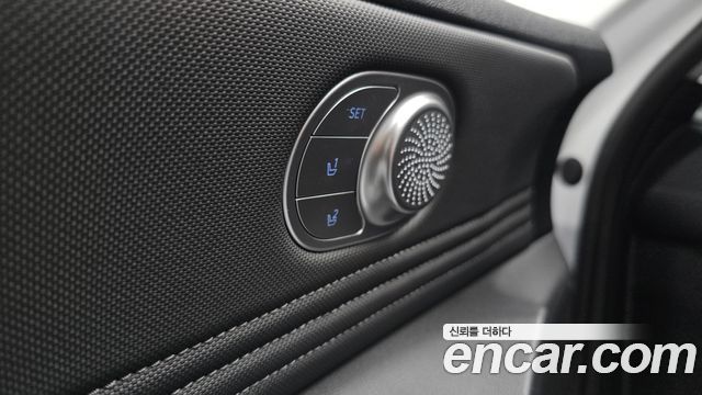 Hyundai AVANTE 2023 — photo 22