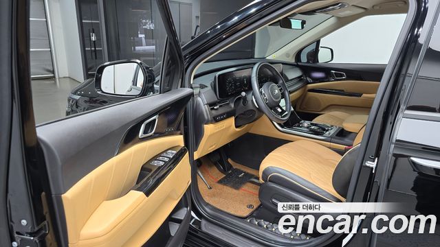 Kia Canival 2021 — photo 13